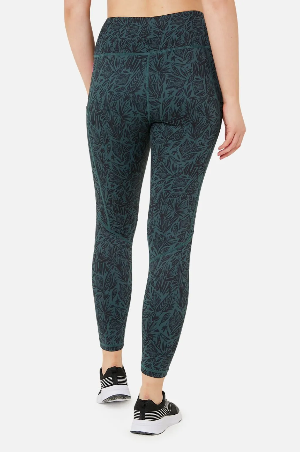 Elevate Gym Leggings - Abstract Green Leaf