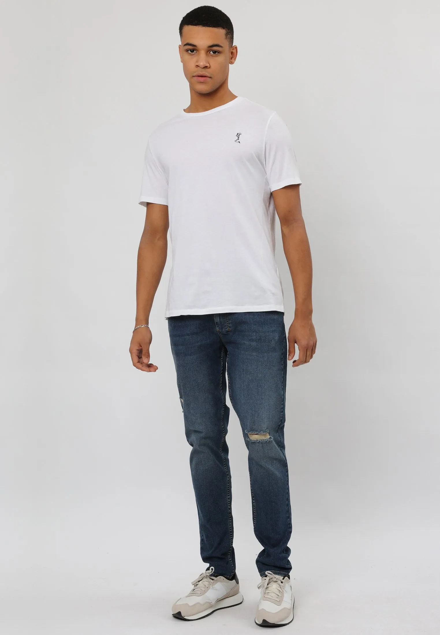 ESSENTIAL CORE WHITE T-SHIRT