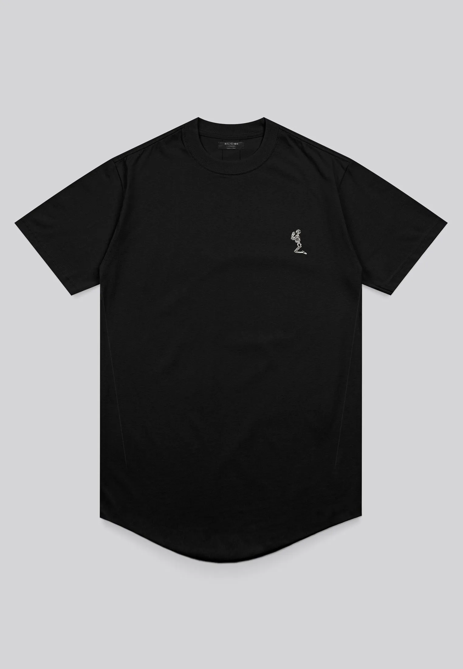 ESSENTIAL CURVED HEM BLACK T-SHIRT