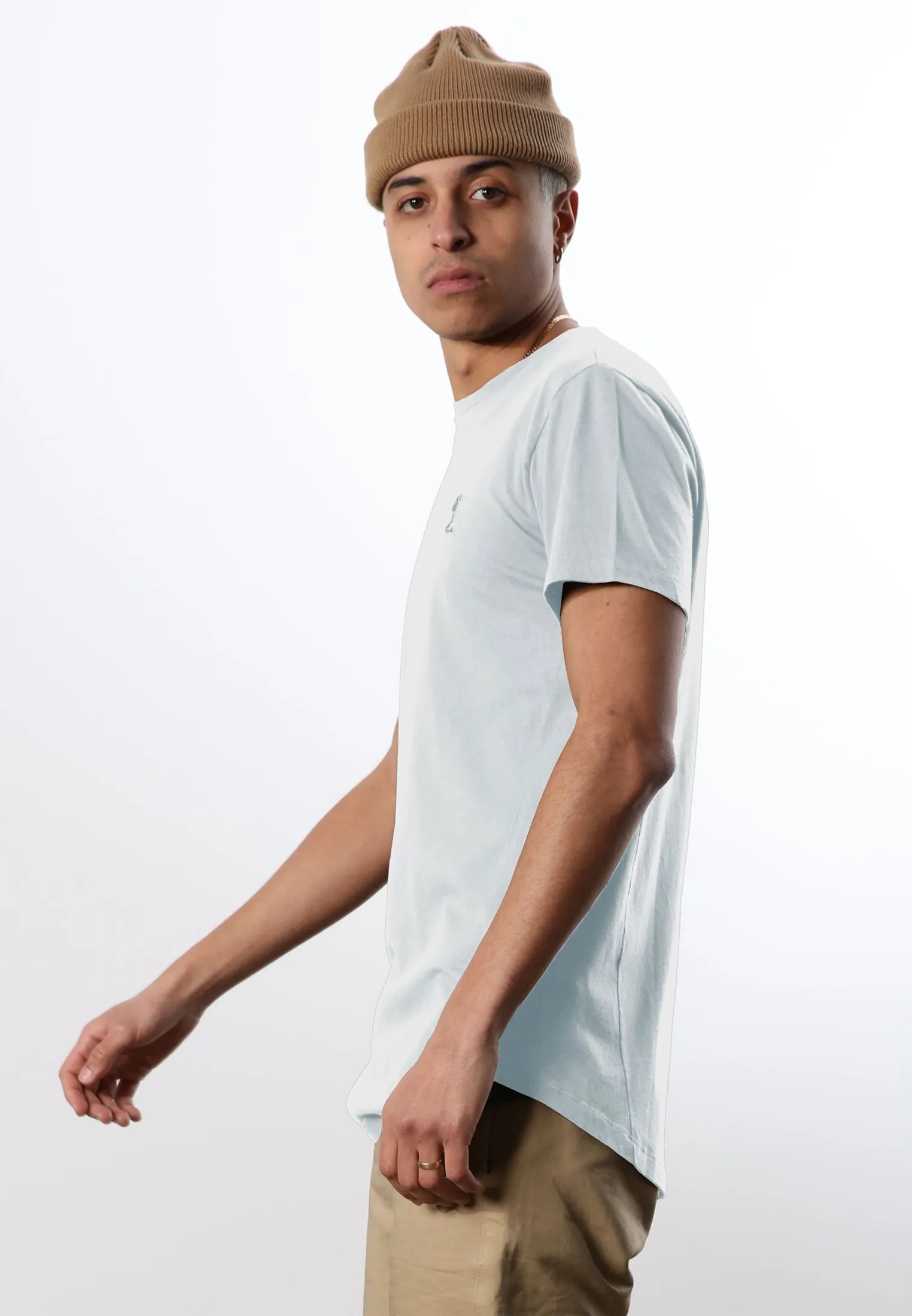 ESSENTIAL CURVED HEM HIGH RISE T-SHIRT