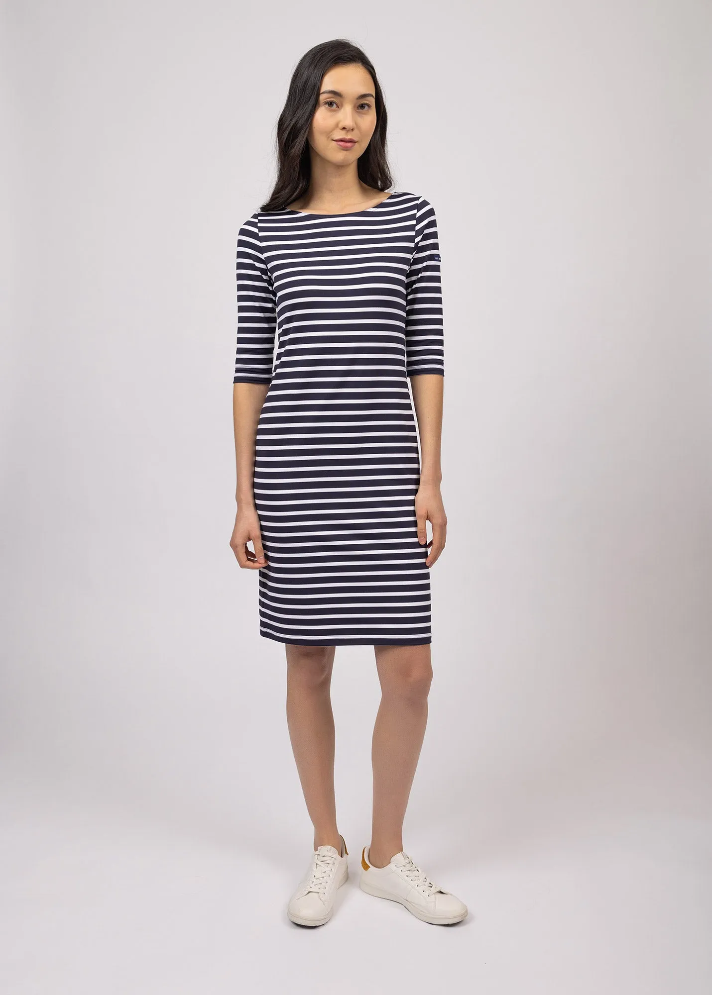 PROPRIANO - Form-Fitting Nautical Stripe Dress | Anti-UV Stretch Fabric (NAVY / WHITE)