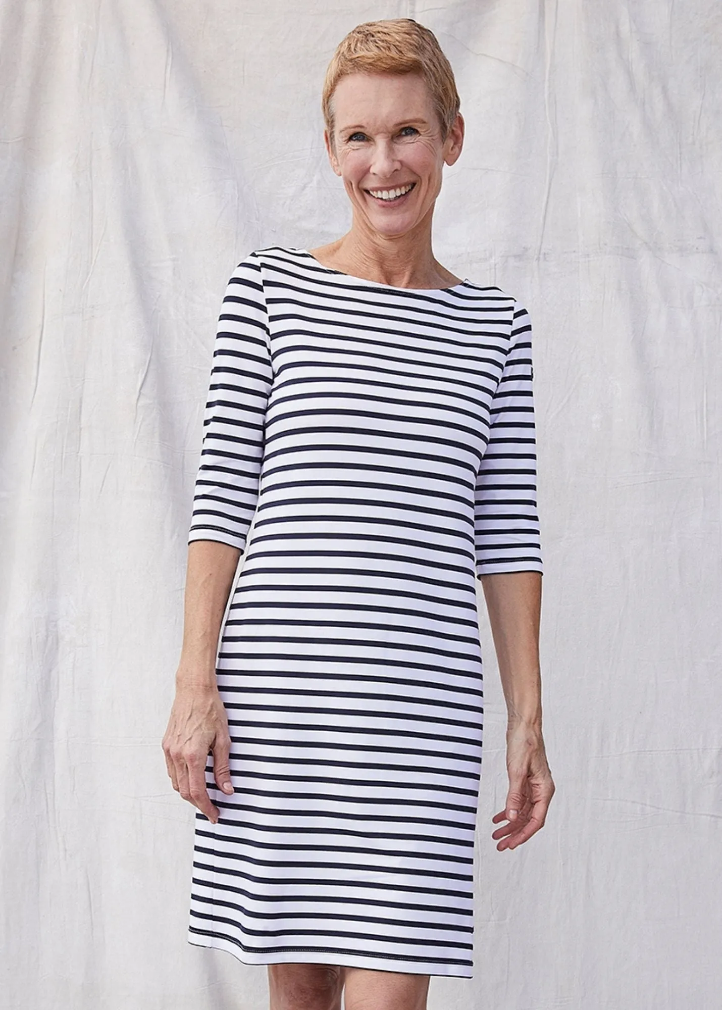 PROPRIANO - Form-Fitting Nautical Stripe Dress | Anti-UV Stretch Fabric (WHITE / NAVY)